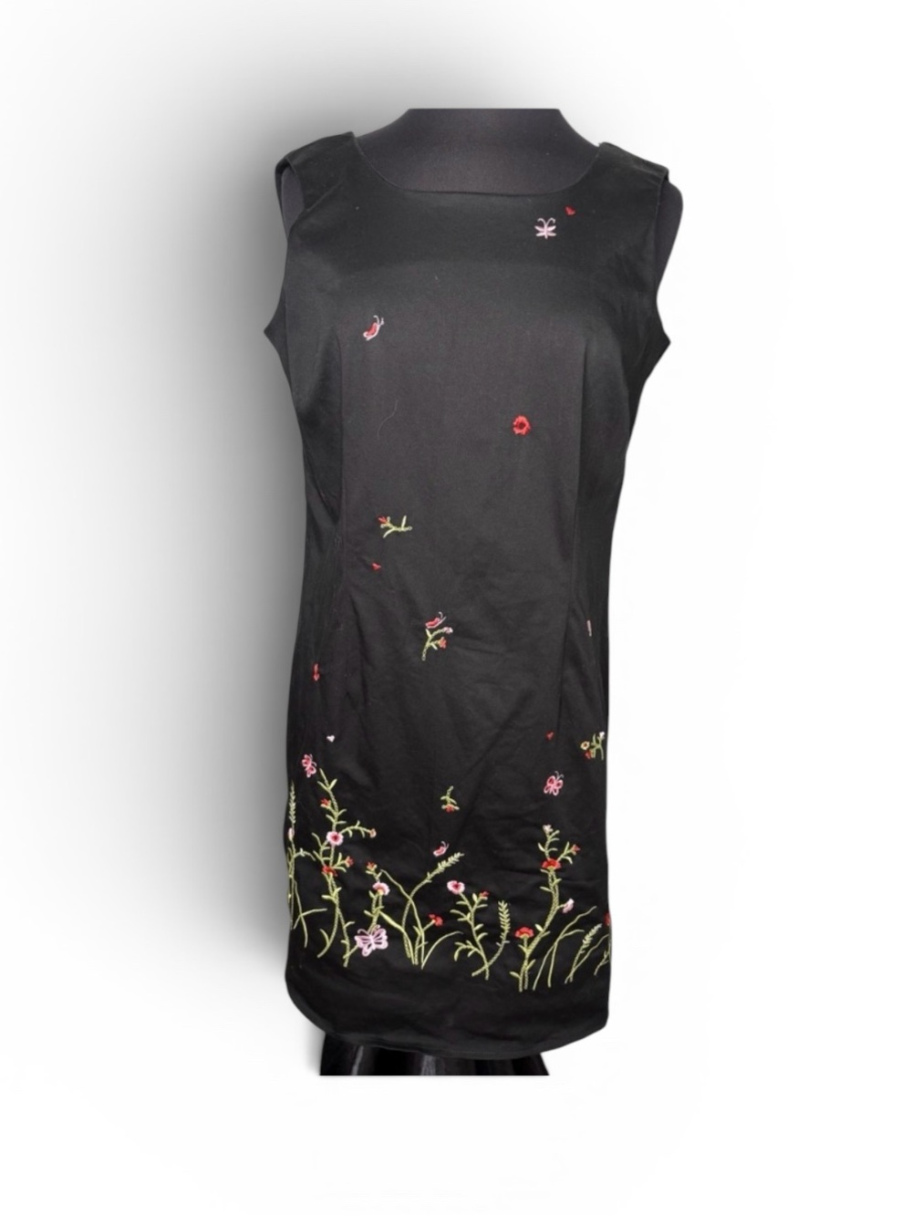 Sag Harbor Black Embroidered Floral Dress – Size 10